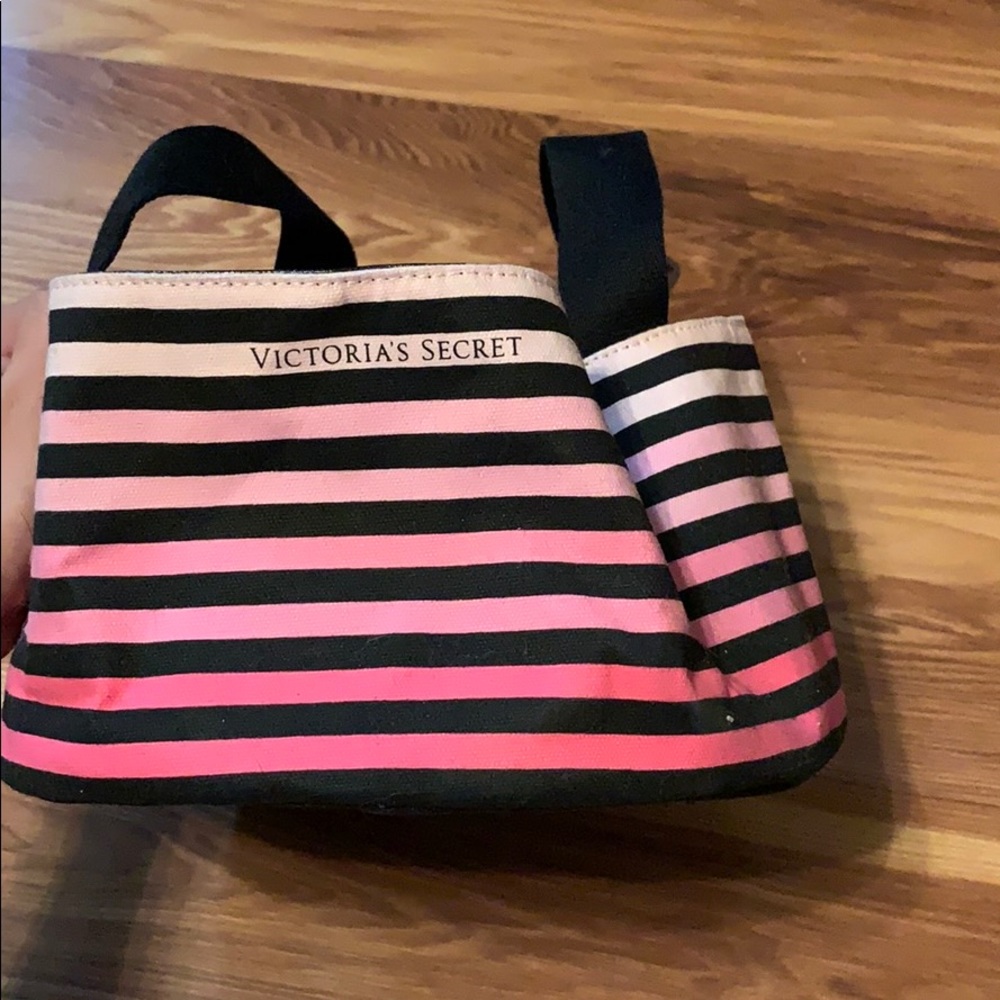 Victoria’s Secret toiletry bag